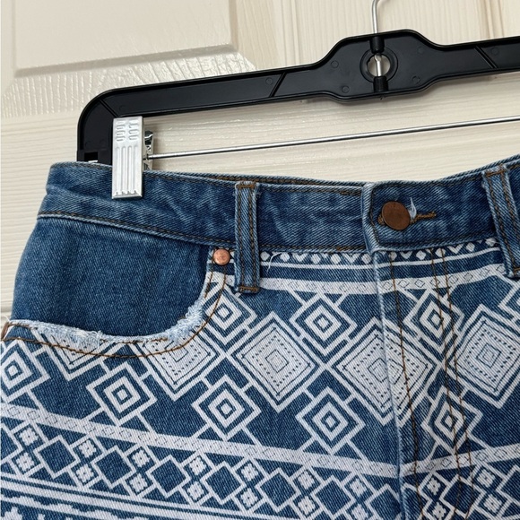 Forever21 Y2K style Denim Blue Geometric Jean Shorts - Picture 2 of 8